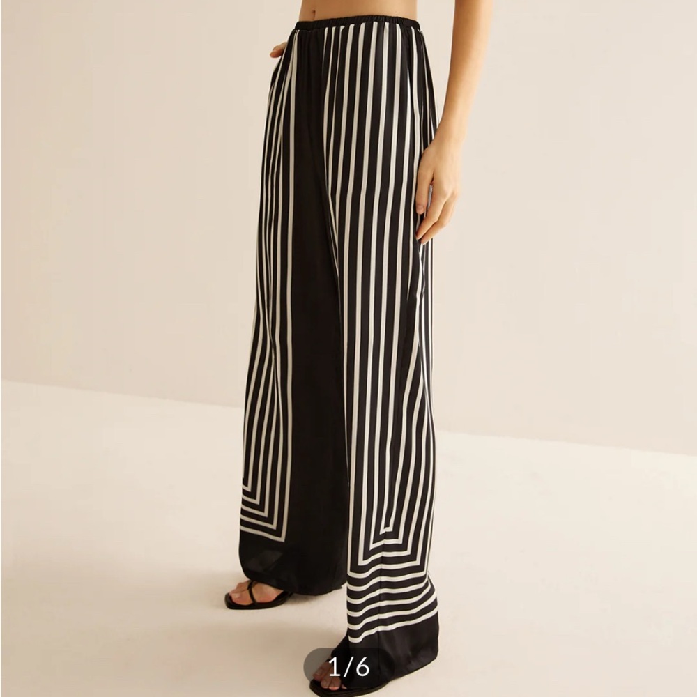 Commense Black and White Wide Leg Striped Palazzo Pants
